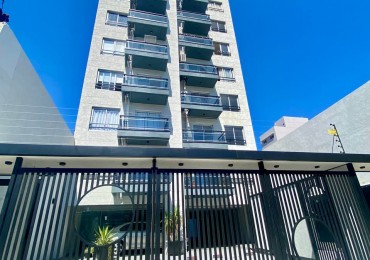 Departamento a ESTRENAR en Centro de Moron - 3 ambientes con terraza privada - parrilla 
