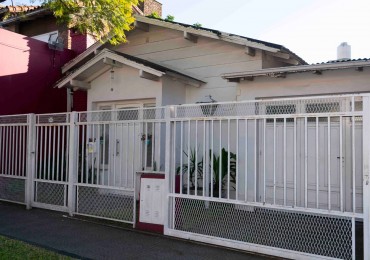 Chalet 3 ambientes - Excelente Ubicacion ! 